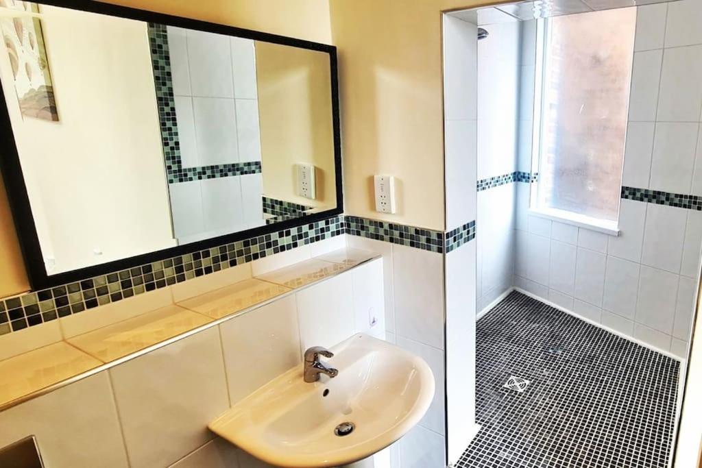 Luxury 2 Bed 2 Bath Suite Престон Экстерьер фото